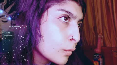 Snapshot of dak_7 chatting on January 3, 2025, 6:22 am -- -- help me reach 100 hands up online show from January 3, 2025, 6:22 am