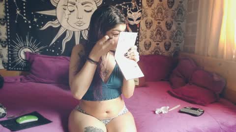 Snapshot of dak_7 chatting on January 7, 2025, 7:17 pm -- -- help me reach 100 hands up online show from January 7, 2025, 7:17 pm