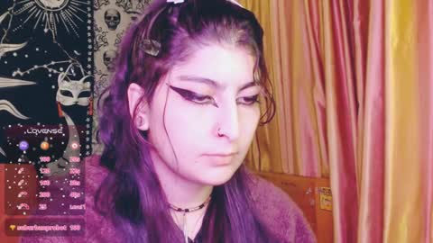 Snapshot of dak_7 chatting on January 9, 2025, 2:11 am -- -- help me reach 100 hands up online show from January 9, 2025, 2:11 am