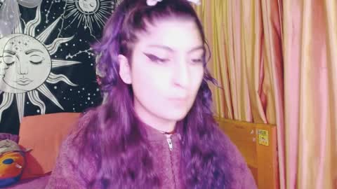 Snapshot of dak_7 chatting on January 17, 2025, 3:55 am -- -- help me reach 100 hands up online show from January 17, 2025, 3:55 am