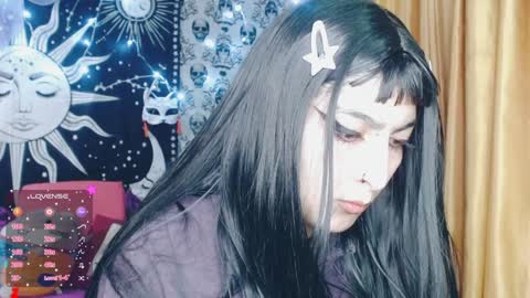 Snapshot of dak_7 chatting on January 18, 2025, 1:41 am -- -- help me reach 100 hands up online show from January 18, 2025, 1:41 am