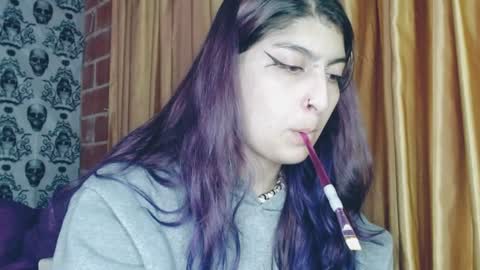 Snapshot of dak_7 chatting on February 1, 2025, 1:44 am -- -- help me reach 100 hands up online show from February 1, 2025, 1:44 am