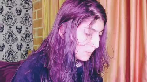 Snapshot of dak_7 chatting on February 13, 2025, 6:20 am -- -- help me reach 100 hands up online show from February 13, 2025, 6:20 am