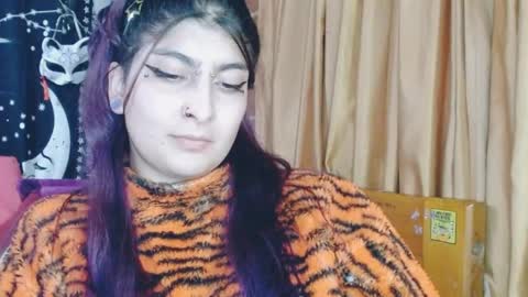 Snapshot of dak_7 chatting on February 21, 2025, 2:39 am -- -- help me reach 100 hands up online show from February 21, 2025, 2:39 am