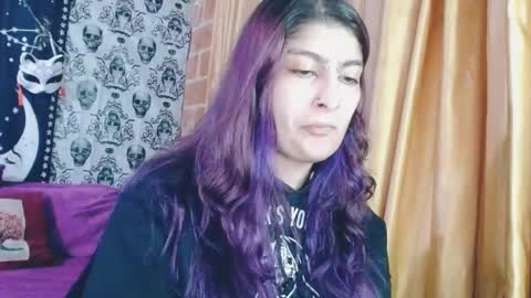 Snapshot of dak_7 chatting on February 25, 2025, 5:30 am -- -- help me reach 100 hands up online show from February 25, 2025, 5:30 am