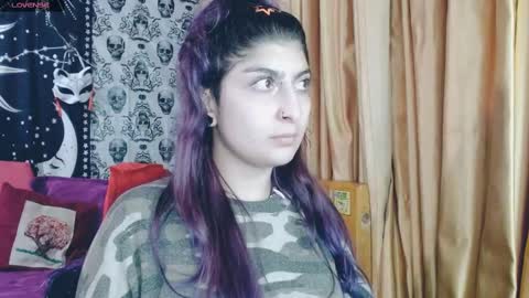 Snapshot of dak_7 chatting on March 6, 2025, 2:09 am -- -- help me reach 100 hands up online show from March 6, 2025, 2:09 am