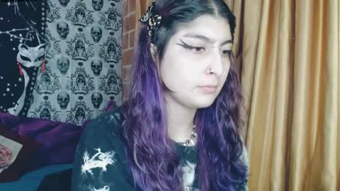 Snapshot of dak_7 chatting on March 9, 2025, 2:07 am -- -- help me reach 100 hands up online show from March 9, 2025, 2:07 am