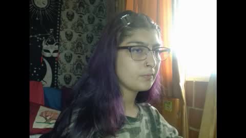 Snapshot of dak_7 chatting on October 1, 2025, 7:09 pm -- -- help me reach 100 hands up online show from October 1, 2025, 7:09 pm