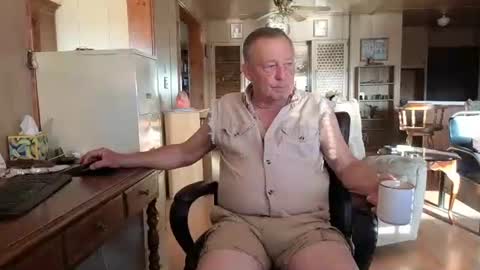 Snapshot of dakit2 chatting on April 29, 2026, 1:59 pm dakit online show from April 29, 2026, 1:59 pm
