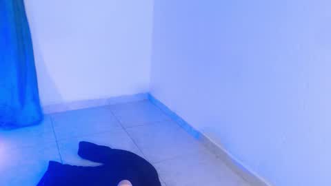 VALENTINA  online show from November 17, 2025, 7:30 pm