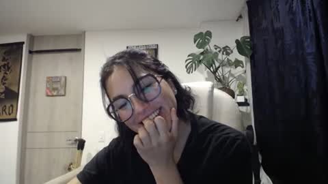 Snapshot of dakota01_ chatting on December 20, 2024, 5:47 am IG dakotasofiaa online show from December 20, 2024, 5:47 am