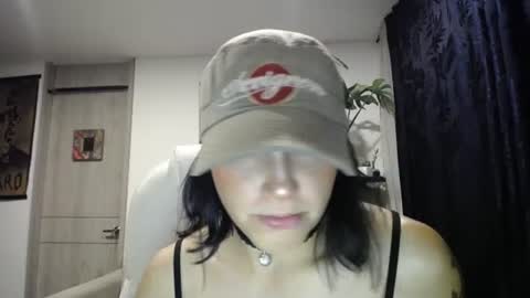 Snapshot of dakota01_ chatting on January 14, 2025, 6:13 am IG dakotasofiaa online show from January 14, 2025, 6:13 am