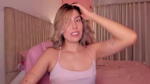 Snapshot of dakota_clark chatting on February 8, 2026, 4:49 am Helloo HAPPY NEW YEAR Ill be back soon online show from February 8, 2026, 4:49 am