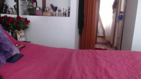   Dakota  online show from February 17, 2025, 1:21 pm