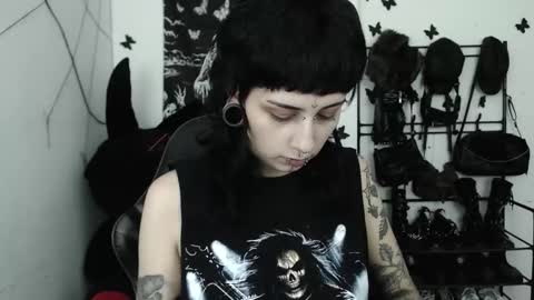 Snapshot of dakota_krall_ chatting on February 1, 2026, 2:10 am dakota online show from February 1, 2026, 2:10 am