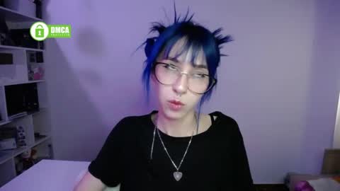 Maca online show from April 23, 2026, 10:34 pm