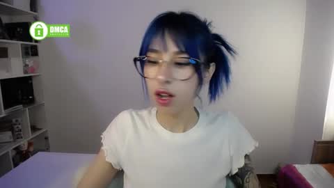 Maca online show from April 28, 2026, 4:34 pm