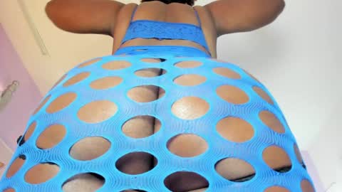 Snapshot of dakotasexshow2 chatting on January 7, 2025, 10:41 pm Dakota Sex Show online show from January 7, 2025, 10:41 pm