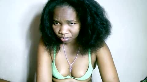 Snapshot of daliabella chatting on October 15, 2025, 8:47 am daliabella online show from October 15, 2025, 8:47 am