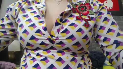 dalia dubey online show from March 25, 2026, 11:27 am