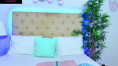 daliyaa_ online show from October 9, 2025, 12:14 pm