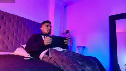 Snapshot of dallas_whitee chatting on April 19, 2026, 12:26 pm Dallas whitee online show from April 19, 2026, 12:26 pm