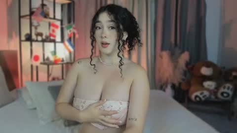 Dalyla online show from July 11, 2026, 1:25 pm