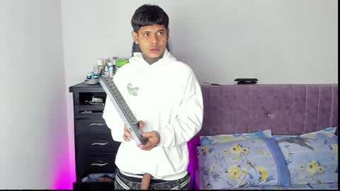 Snapshot of damar_felipe chatting on June 11, 2026, 10:08 pm damar_felipe online show from June 11, 2026, 10:08 pm