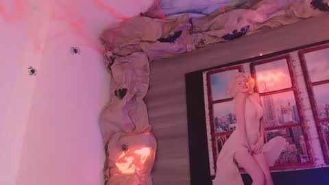         online show from October 26, 2025, 5:13 am