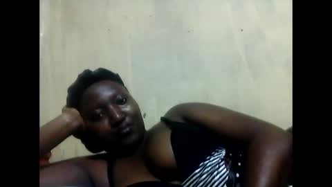 vyxen aura online show from May 1, 2026, 8:02 pm