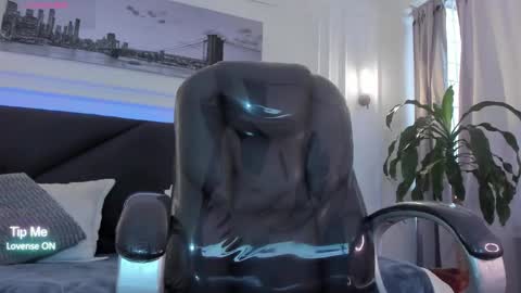 DAMIAN online show from March 27, 2026, 2:50 pm