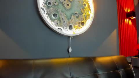 Snapshot of damian__oliver chatting on December 27, 2024, 8:02 am Damian Oliver online show from December 27, 2024, 8:02 am