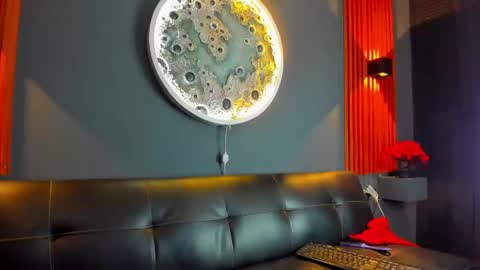 Snapshot of damian__oliver chatting on December 28, 2024, 4:41 am Damian Oliver online show from December 28, 2024, 4:41 am