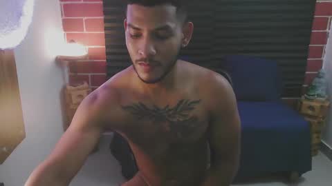 instagram damiannreed. online show from February 5, 2025, 11:06 pm