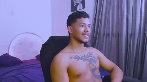 instagram damiannreed. online show from March 18, 2026, 1:25 pm