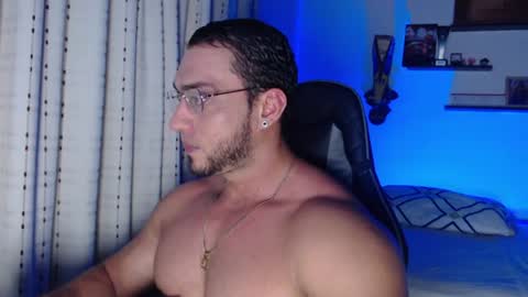 Snapshot of damiannstonexxx chatting on August 9, 2026, 1:07 am Danny online show from August 9, 2026, 1:07 am