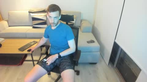 Snapshot of damiano007 chatting on February 15, 2025, 6:12 pm CockandLoad online show from February 15, 2025, 6:12 pm