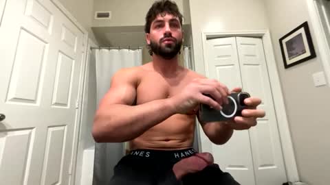 Snapshot of damnimhandsome25 chatting on February 23, 2025, 3:40 pm Clyde online show from February 23, 2025, 3:40 pm