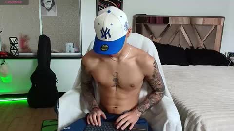 Damon online show from October 19, 2025, 6:08 pm