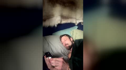 Snapshot of damontsi chatting on February 22, 2026, 9:35 pm damontsi online show from February 22, 2026, 9:35 pm