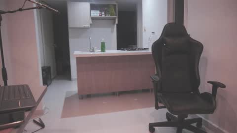 AbyssVoid online show from November 14, 2025, 10:58 am