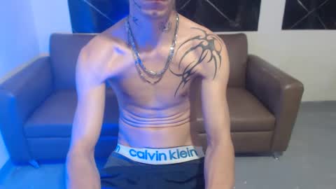 dan_jonson15 online show from September 11, 2025, 6:08 pm