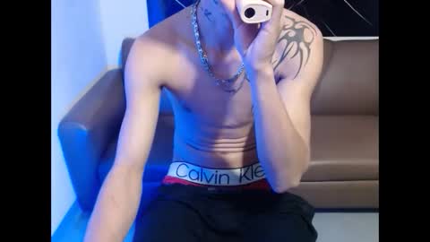 dan_jonson15 online show from September 21, 2025, 11:28 pm