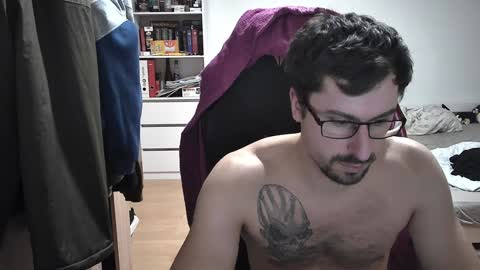 King Dan online show from February 5, 2025, 6:26 pm