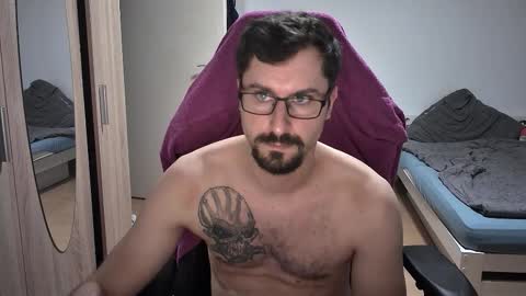 King Dan online show from September 19, 2025, 6:52 pm