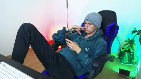 Snapshot of dan_yagami chatting on November 30, 2025, 3:49 pm Dan and Noah online show from November 30, 2025, 3:49 pm