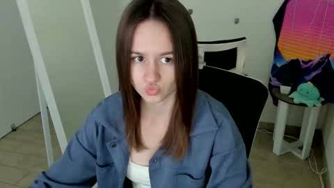 Dana online show from October 1, 2025, 6:25 pm