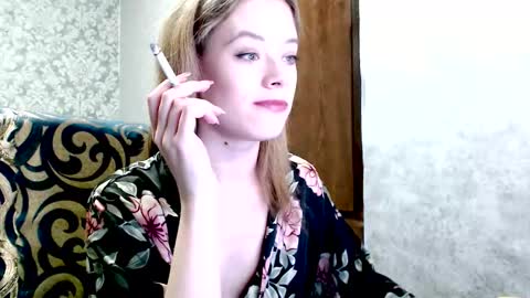Snapshot of dana_smilex chatting on October 10, 2025, 5:34 pm Dana SmileX online show from October 10, 2025, 5:34 pm