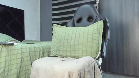 Dancel online show from February 23, 2025, 8:44 pm