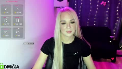 Snapshot of dances_queen chatting on May 6, 2026, 7:02 am dances_queen online show from May 6, 2026, 7:02 am